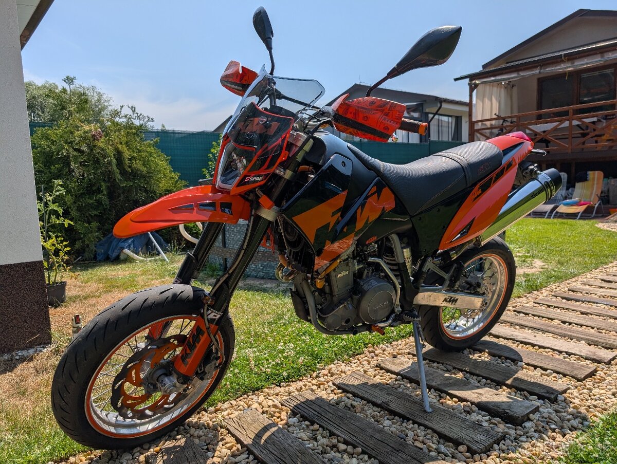 KTM LC4 640 supermoto v TP A2
