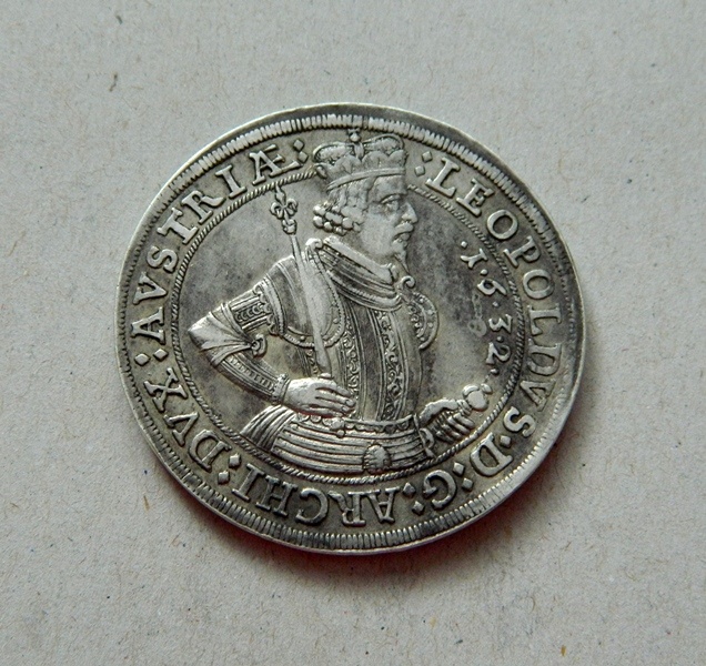 Predám 1 toliar 1632 Hall arc. Leopold