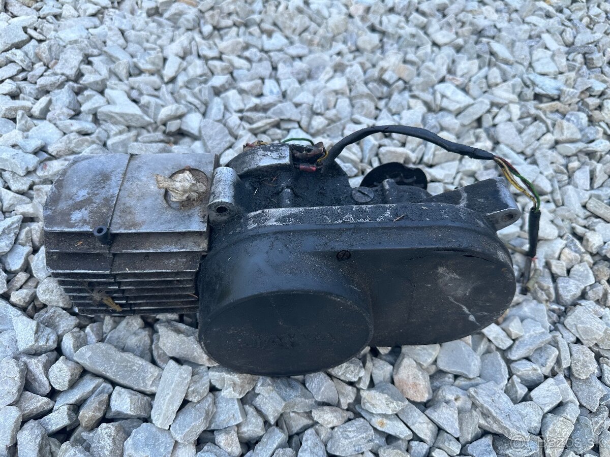Motor na babettu 210