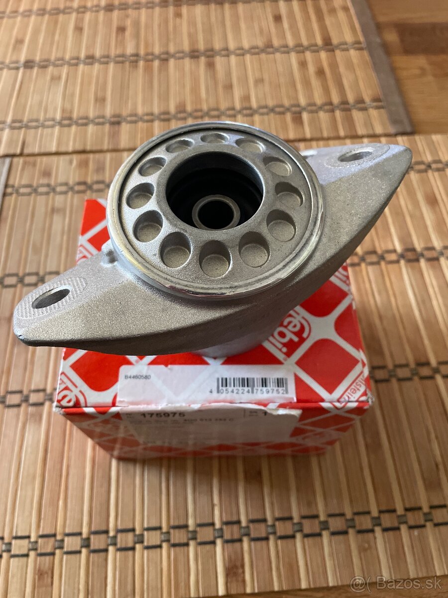Uloženie zadneho tlmiča Audi A6 C7