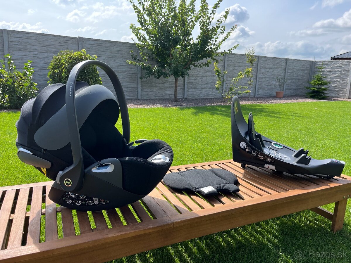Cybex Cloud Z i-Size Plus Deep Black + Base Z