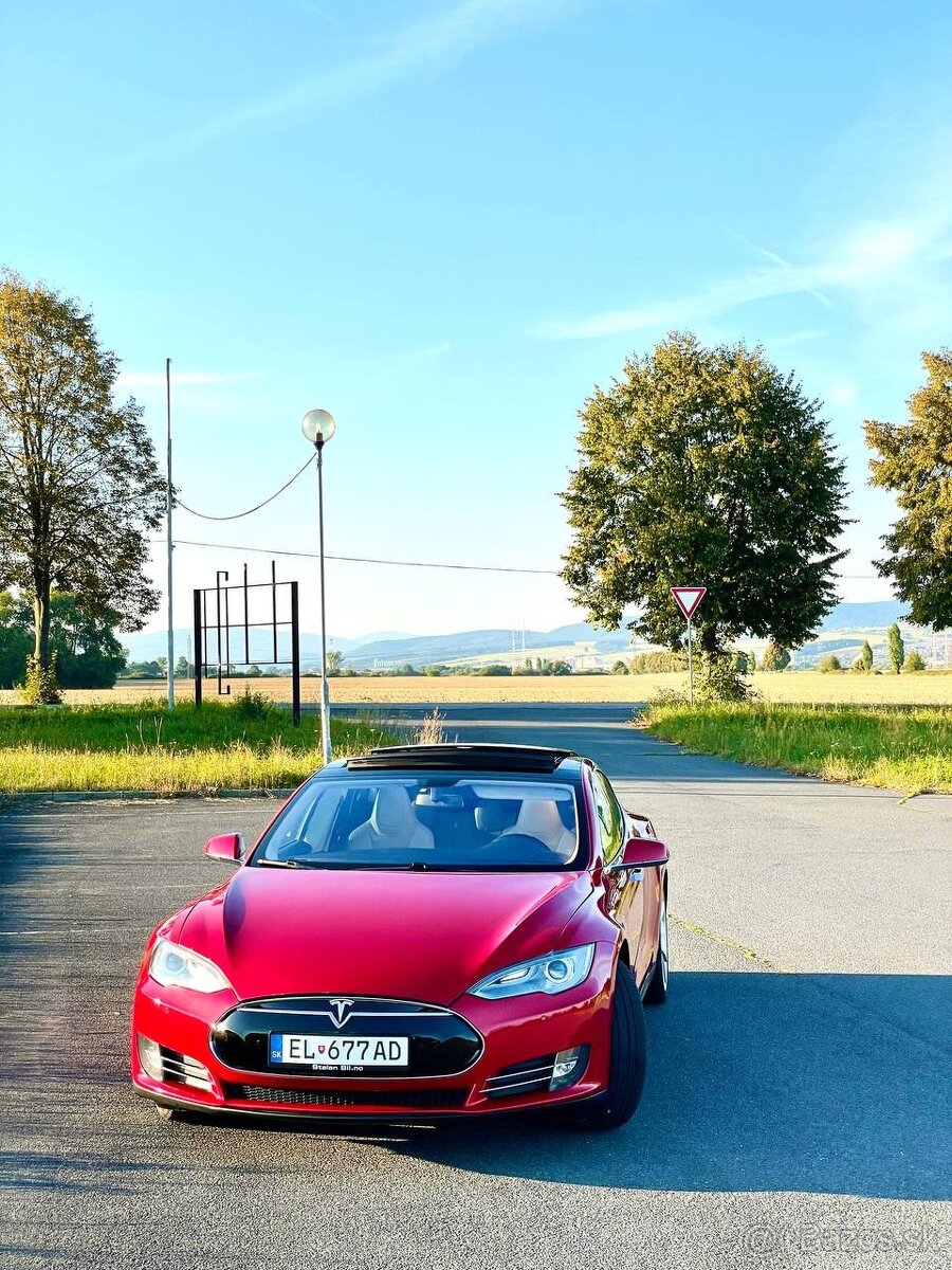 Predám Teslu Model S 85Р