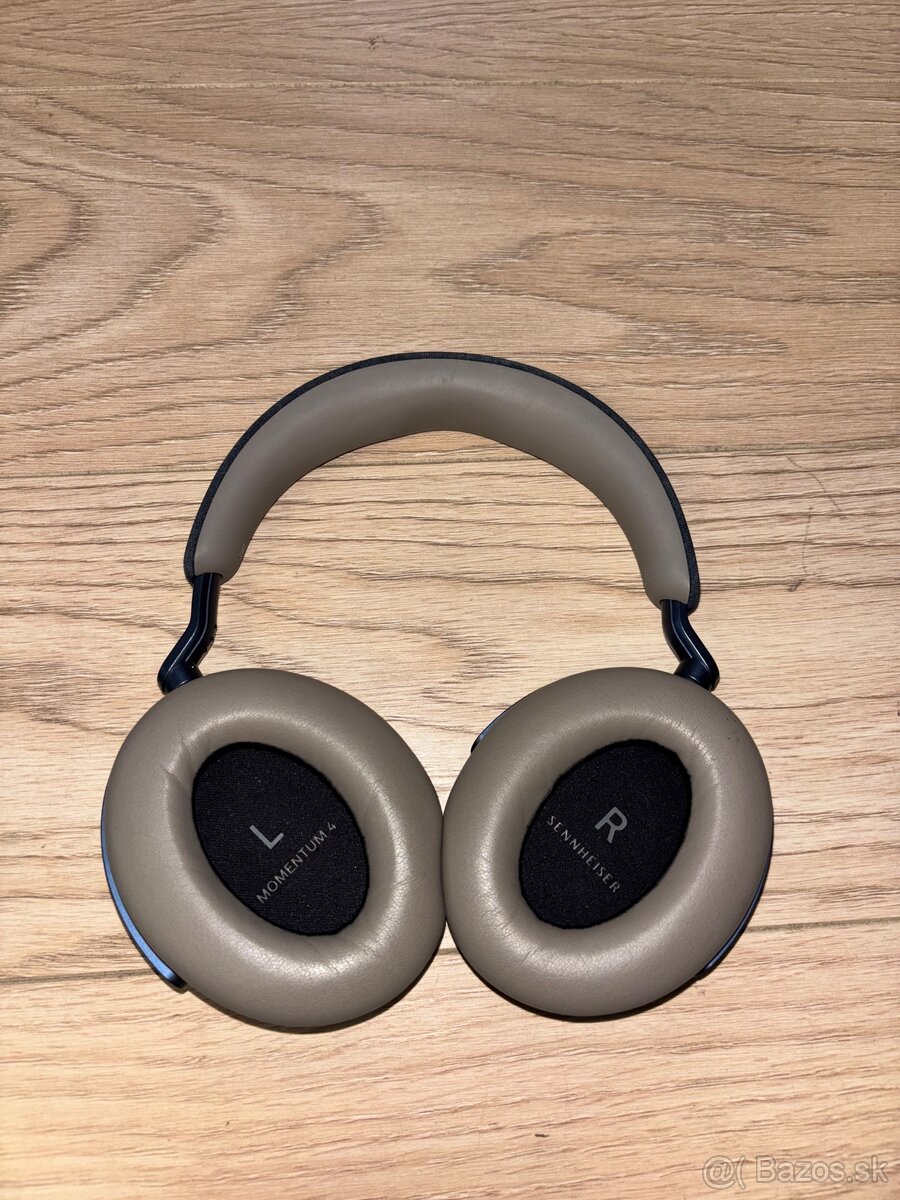 Sennheiser momentum 4