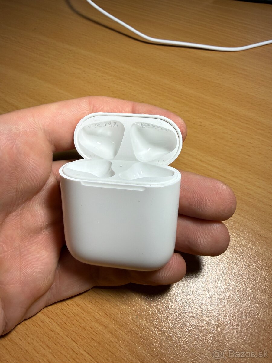 Airpods 2 náhradné puzdro