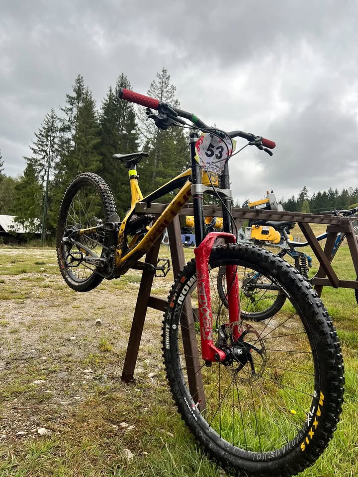 Dh/dowmhill/zjazdovy bicykel Kellys noid 90 2022