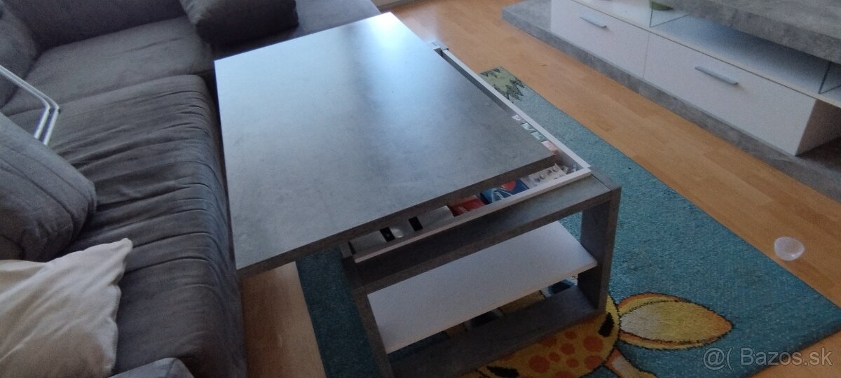 Konferenčný stolík mramor / biela