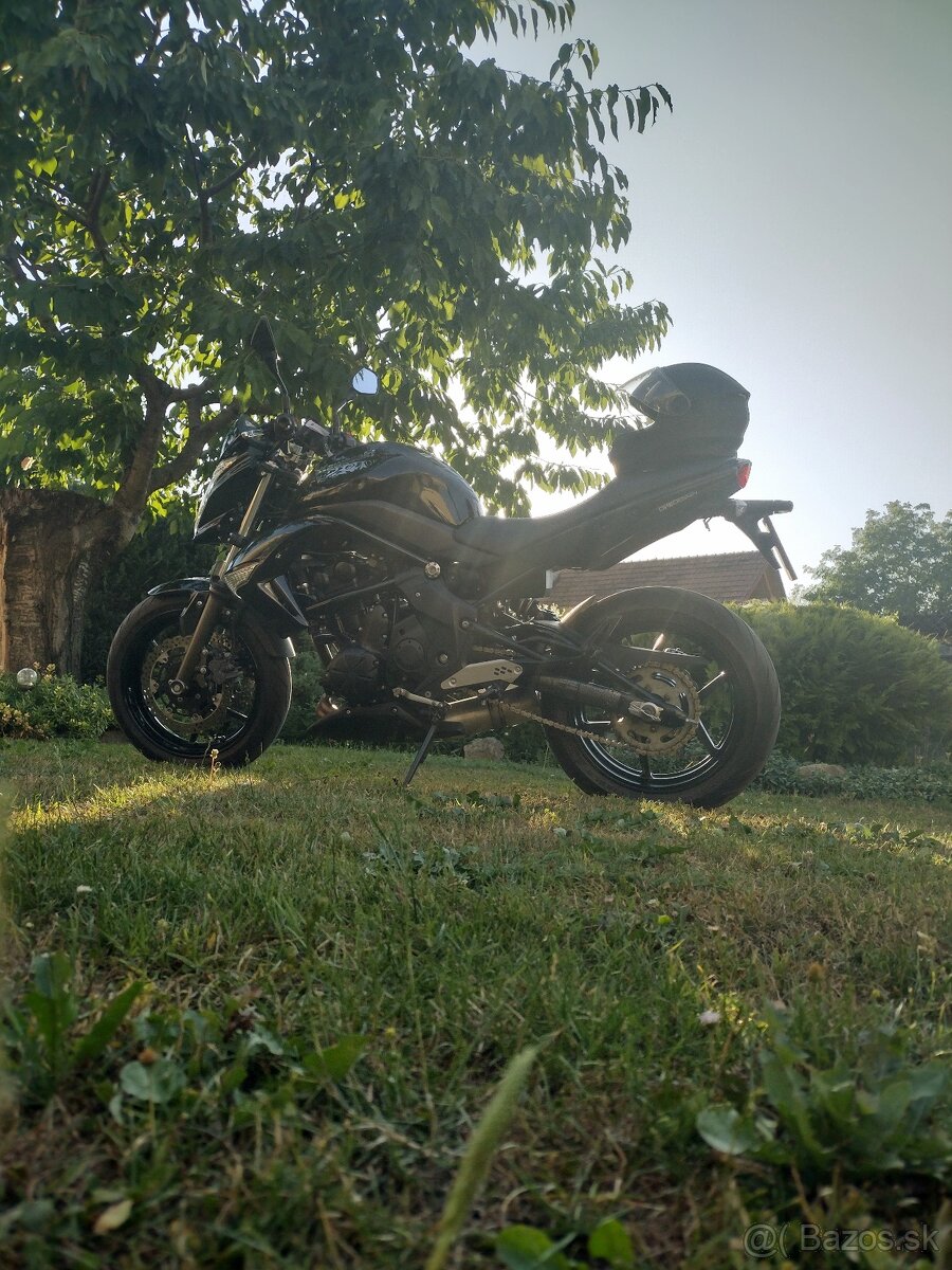 Kawasakki er6n