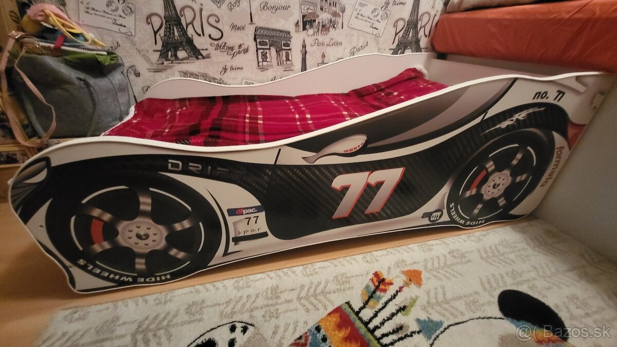 Detská posteľ auto 140x70 s matracom