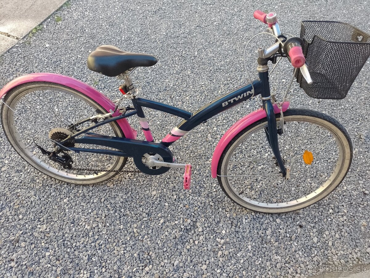 Dievčenský bicykel