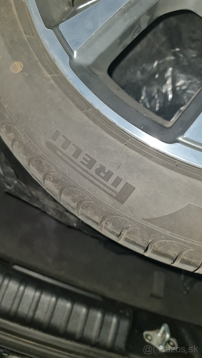 PIRELLI powergy 235/45 r18 DOT 11/2023,