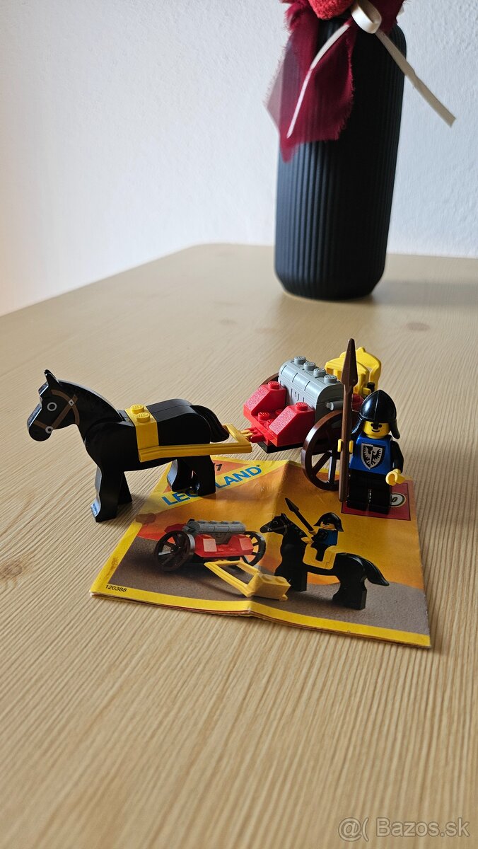 6011 LEGO Black Falcons Black Knight's Treasure a 1794 LEGO