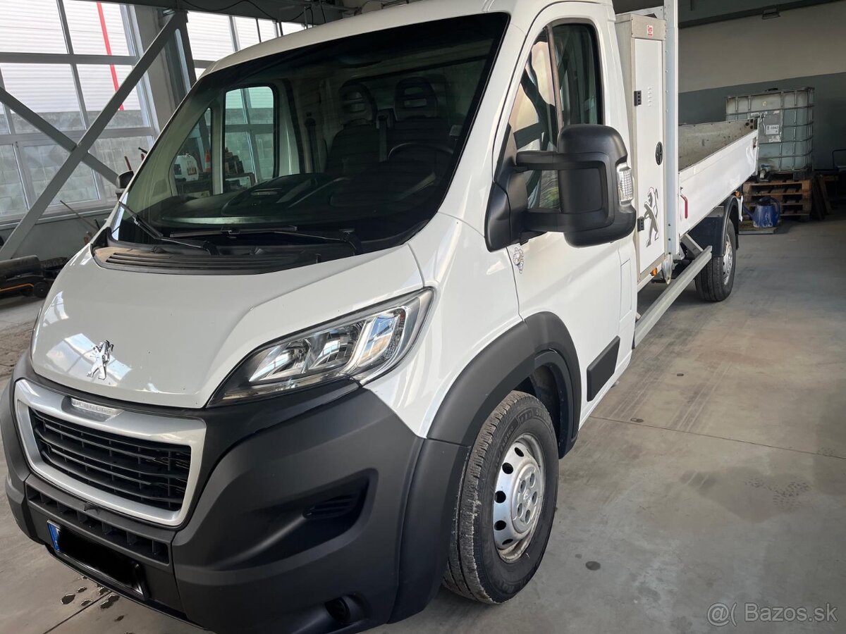 Peugeot Boxer valník