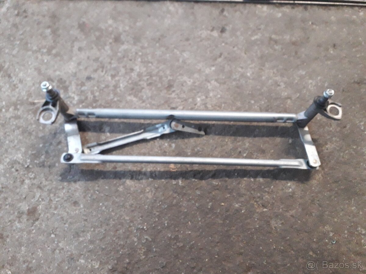 Octavia 2 mechanizmus stieracov bez motorcrka