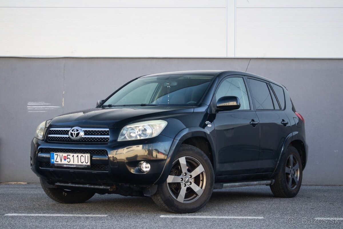 Toyota RAV4 /AJ NA SPLATKY/