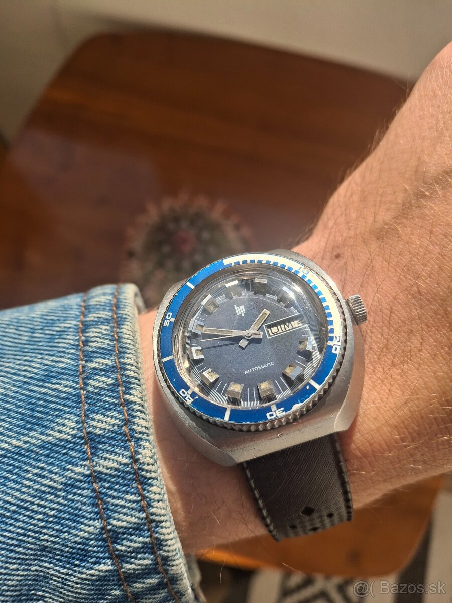 Mám záujem o nefunkčné mechanické hodinky