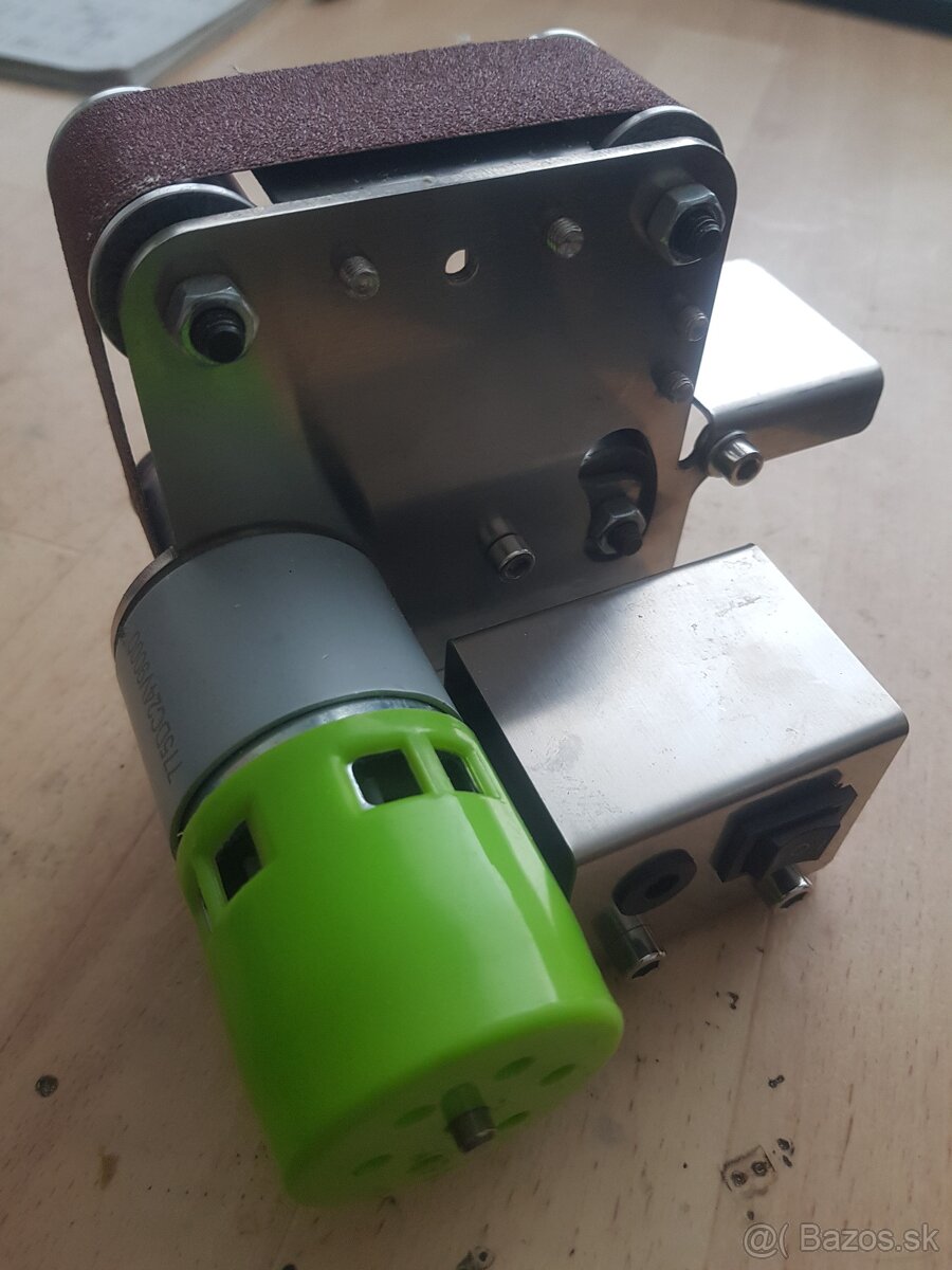 mini pásová brúska