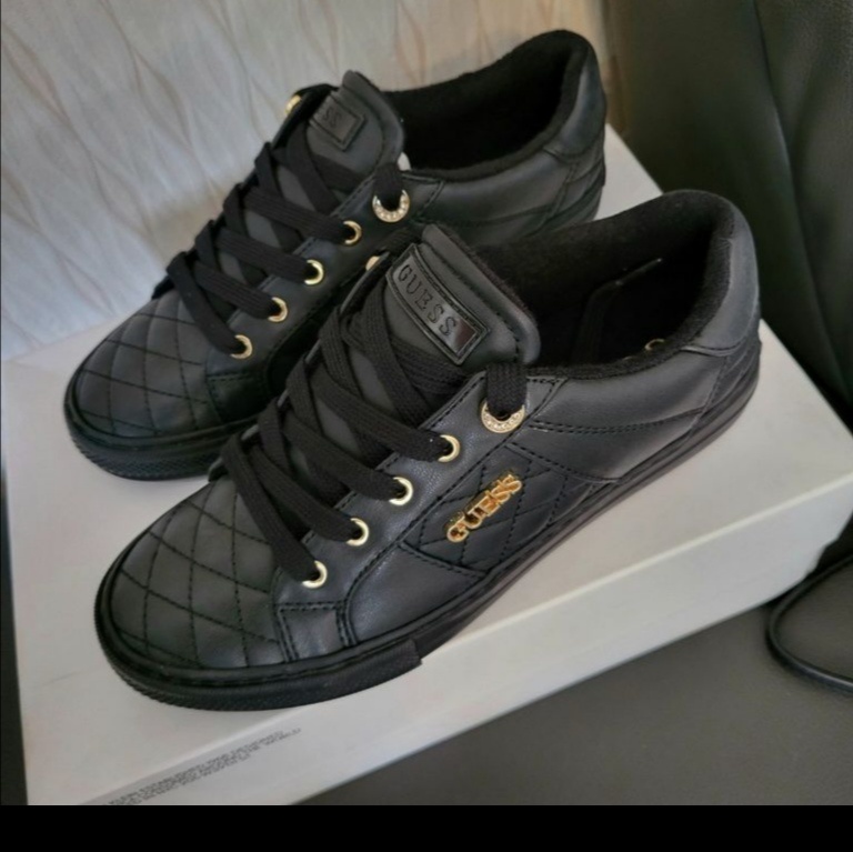 Guess tenisky čierne
