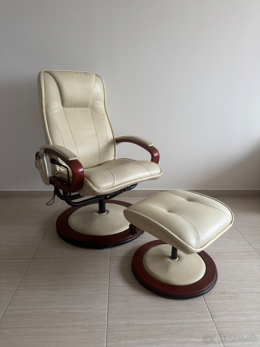 Masážne kreslo + podnožka