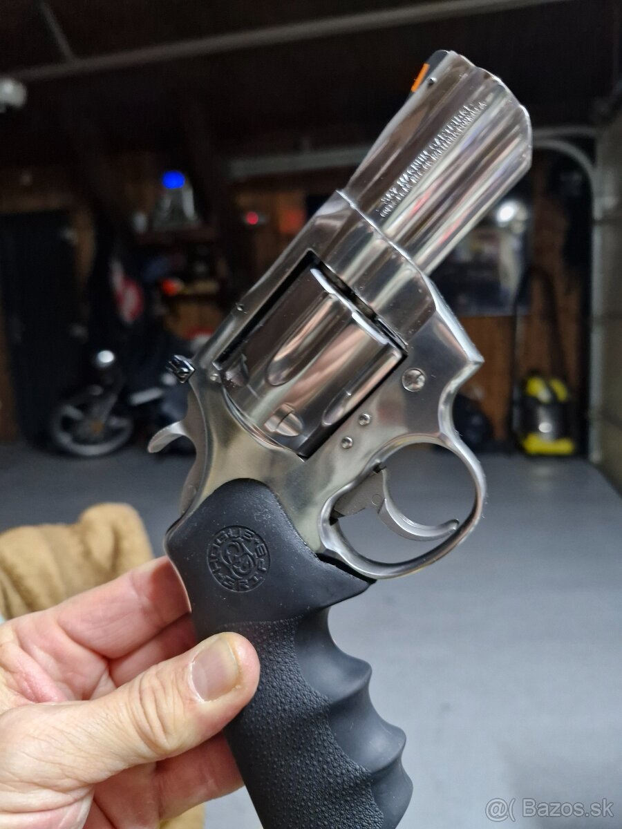 Colt King Cobra 357mag/38spec