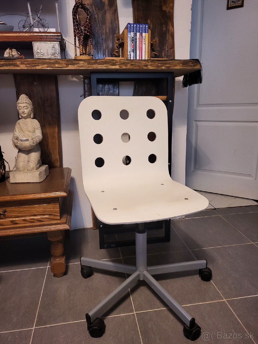 Kancelárska stolička