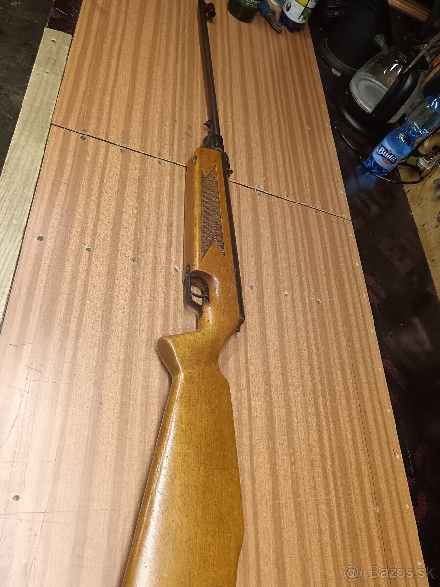 Vzduchovka Slavia 631