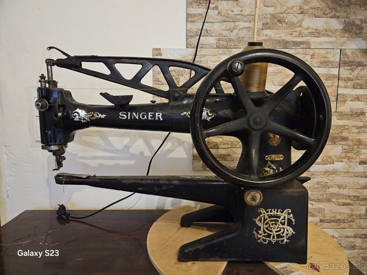 Šij stroj Singer obuvnicky na hrubu kožu