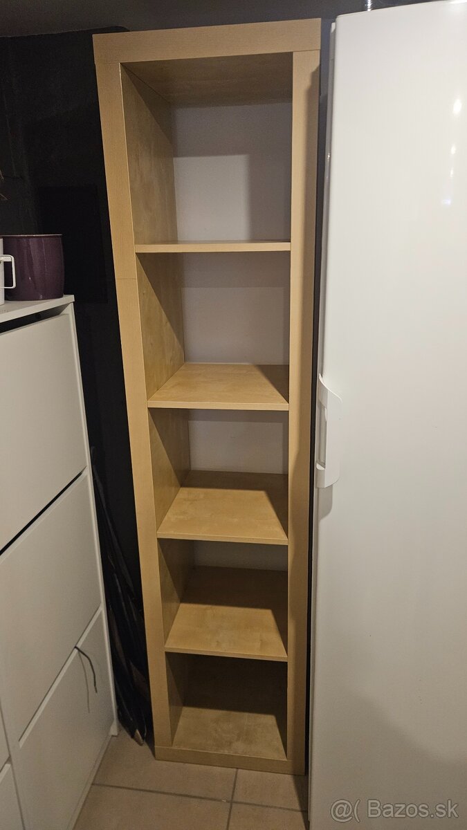 Polica / knižnica IKEA