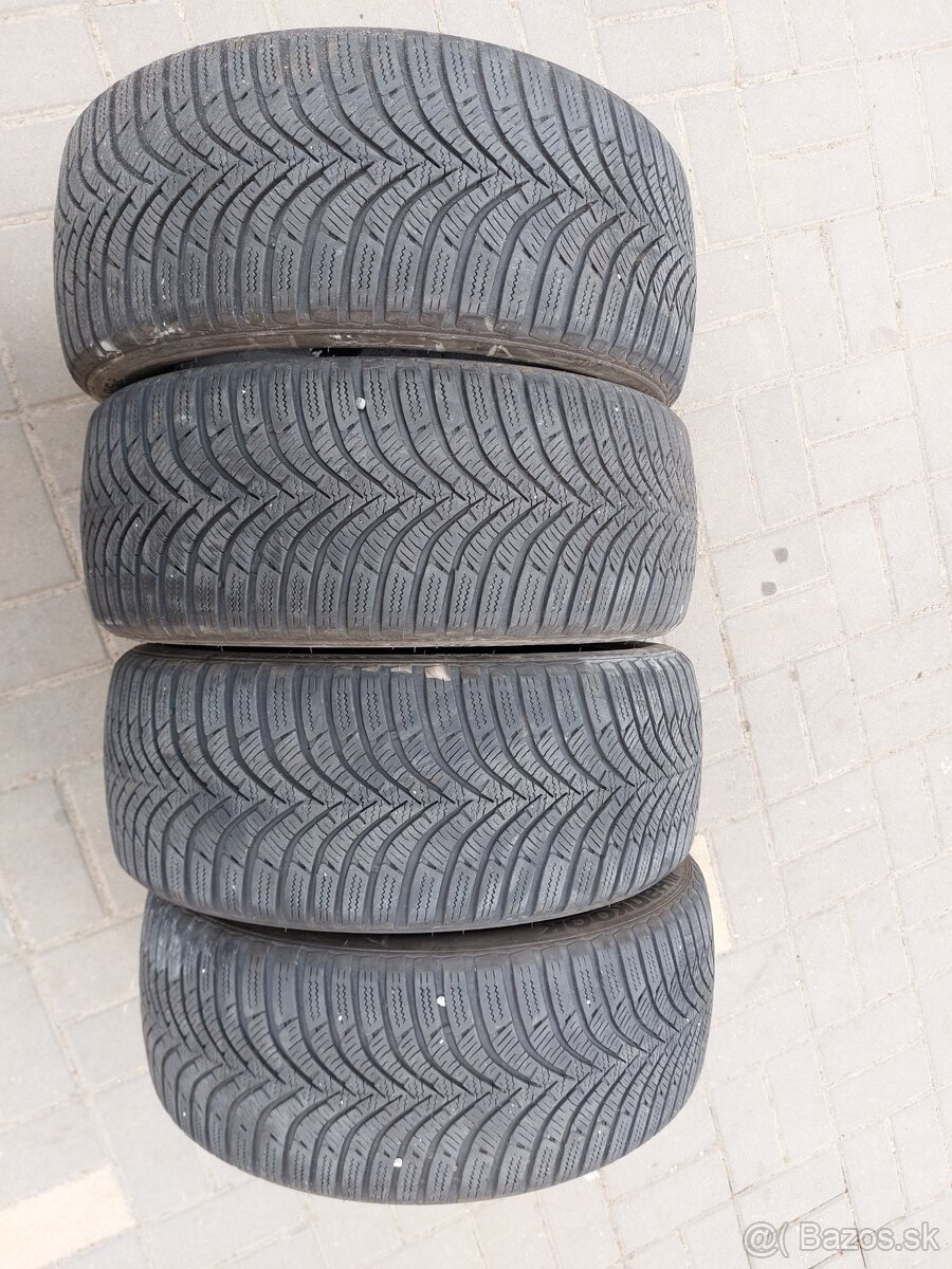 Predám 4ks zimné pneumatiky 195/50 R15 82 T
