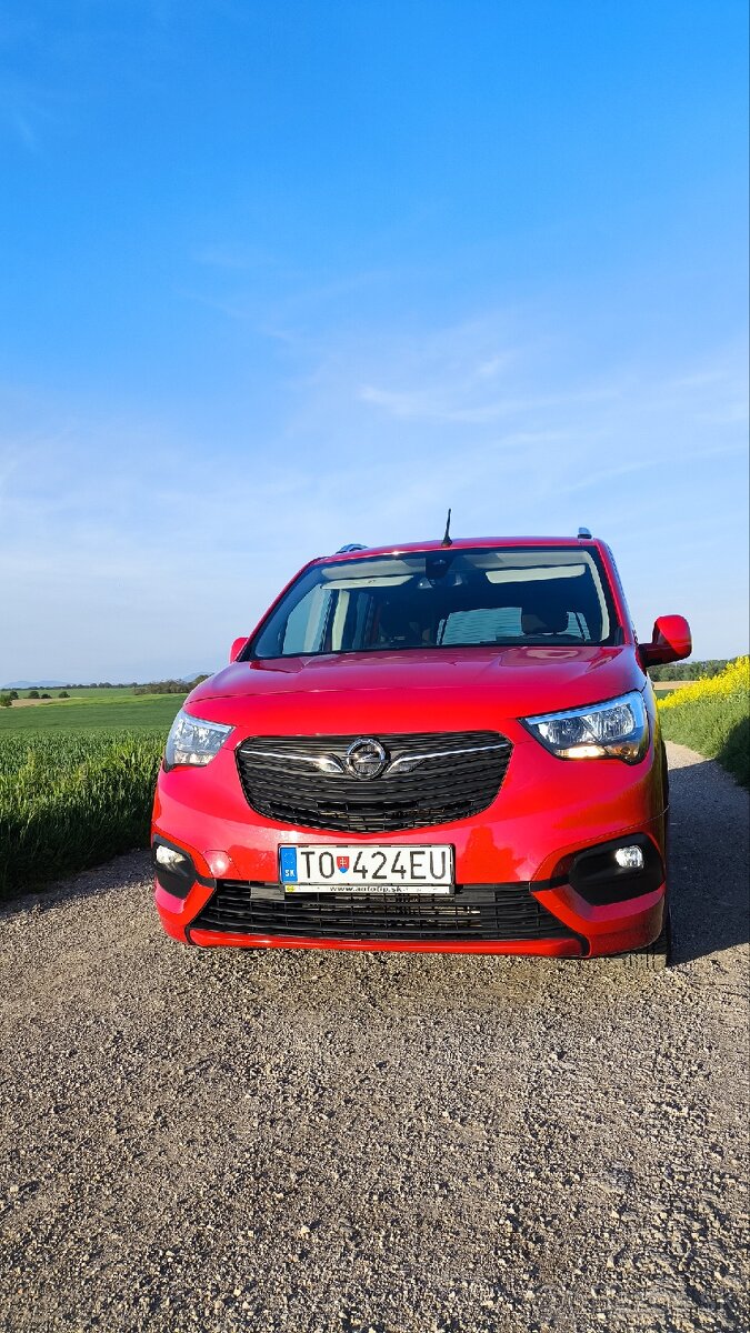 Opel Combo Life XL prvý a jediný majiteľ