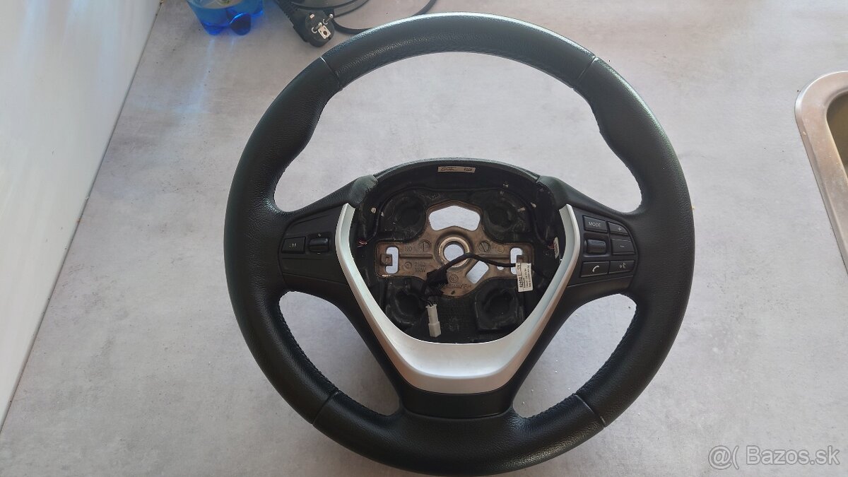 Volant z BMW F36