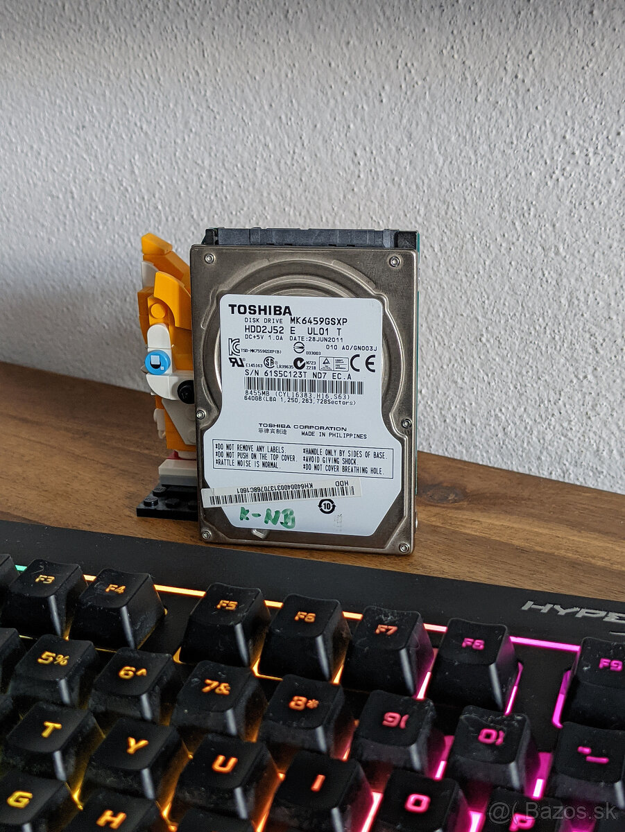 640GB Toshiba 2.5" HDD • Tichý chod • 100% SMART
