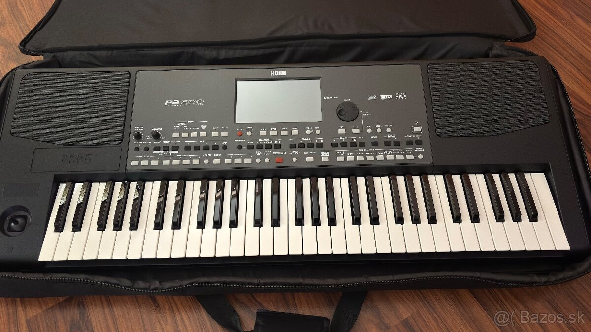 Predám Korg PA600