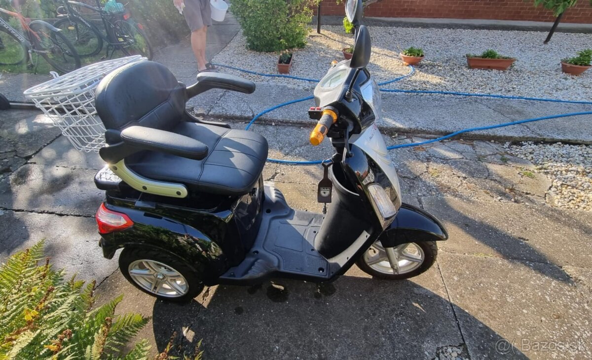 Elektrická trojkolka