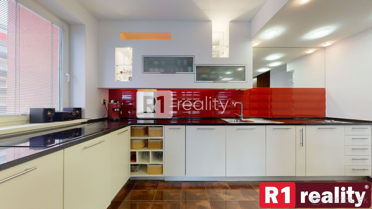 Luxusný, zariadený 3 izb. byt /PARKING, CENTRUM/ Piešťany