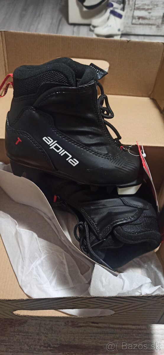 Topánky na bežky Alpina