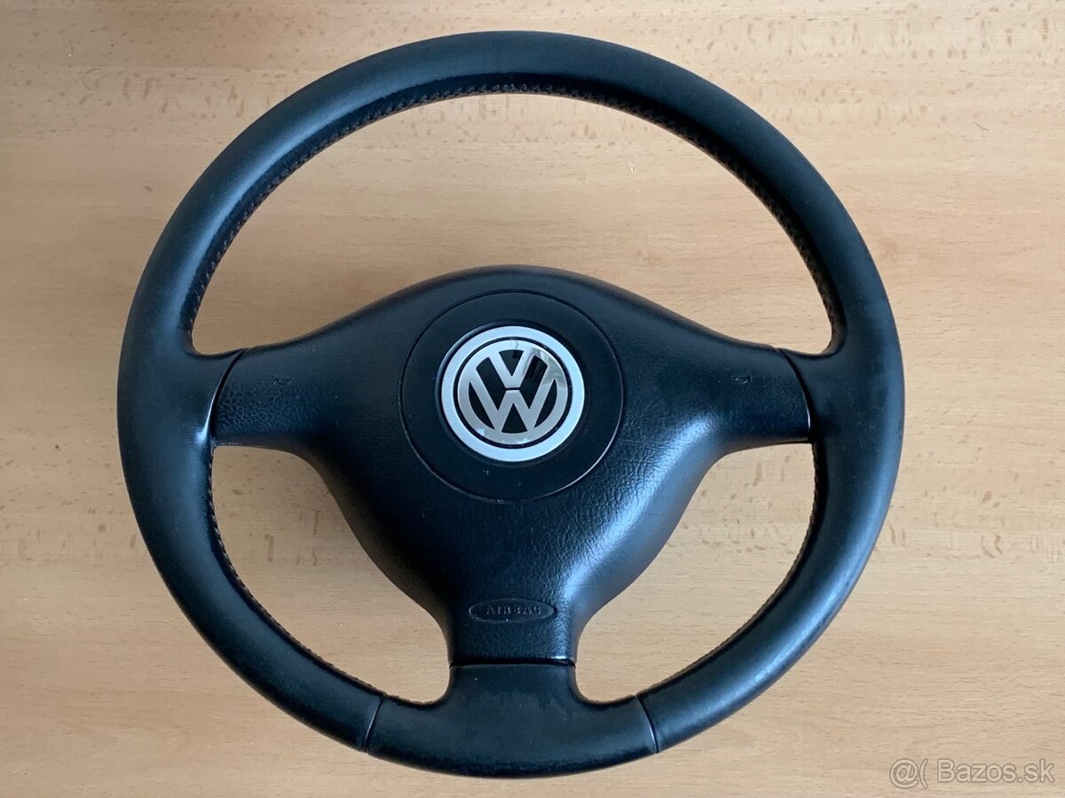 Tříramenný volant Volkswagen