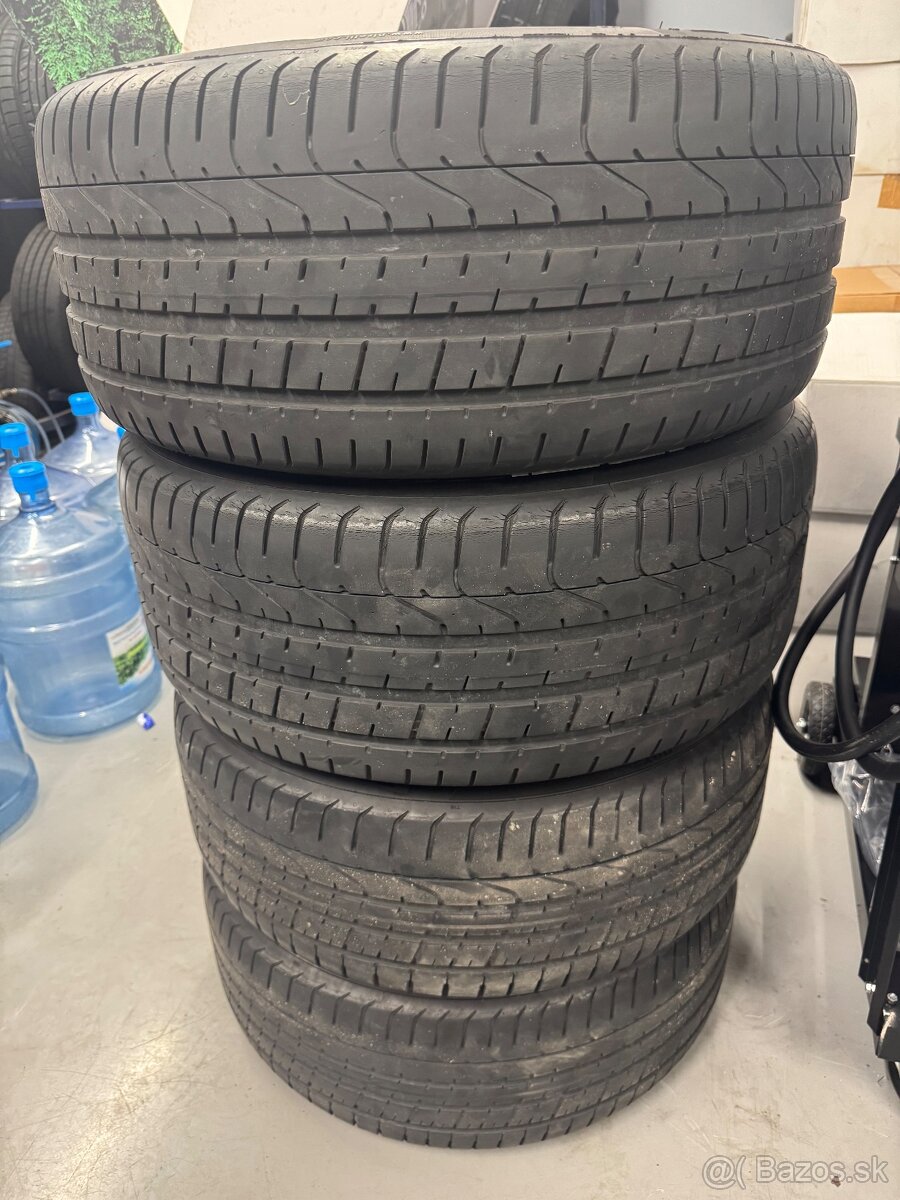 Pirelli P Zero dvojrozmer 225/45R18 a 255/40R18