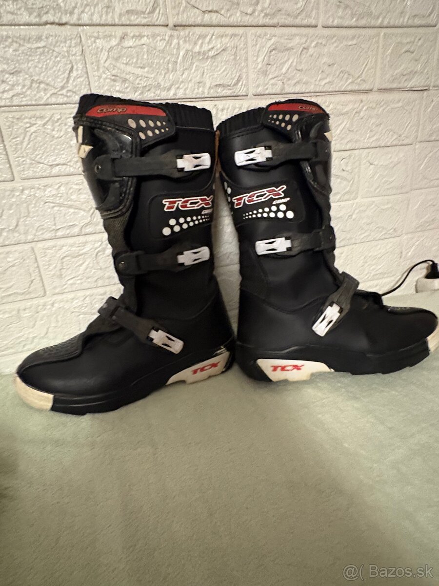 Topanky na motorku