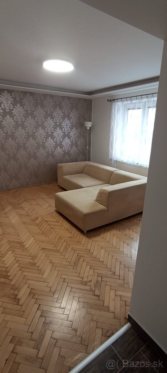 Predám 2 izbový byt v Topoľčanoch