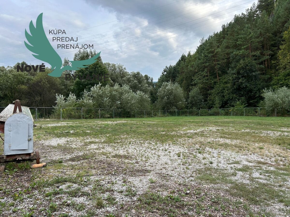Výborný stavebný pozemok v obci Jasenie