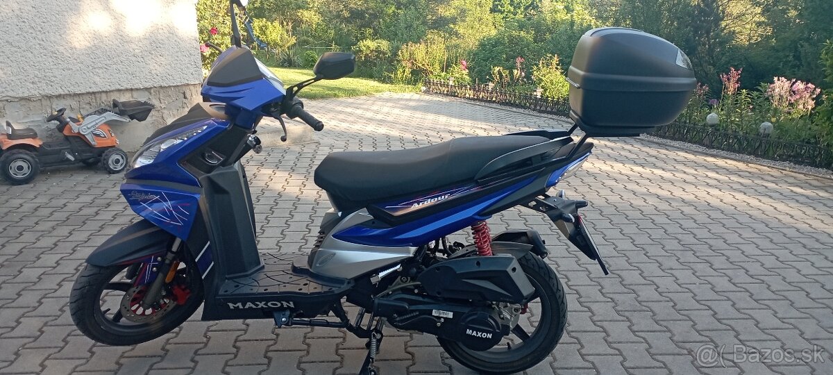 Skúter maxon ardour 125