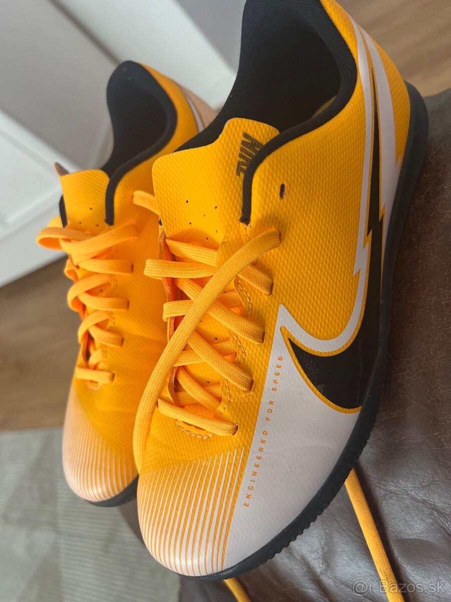 Predám halové tenisky Nike