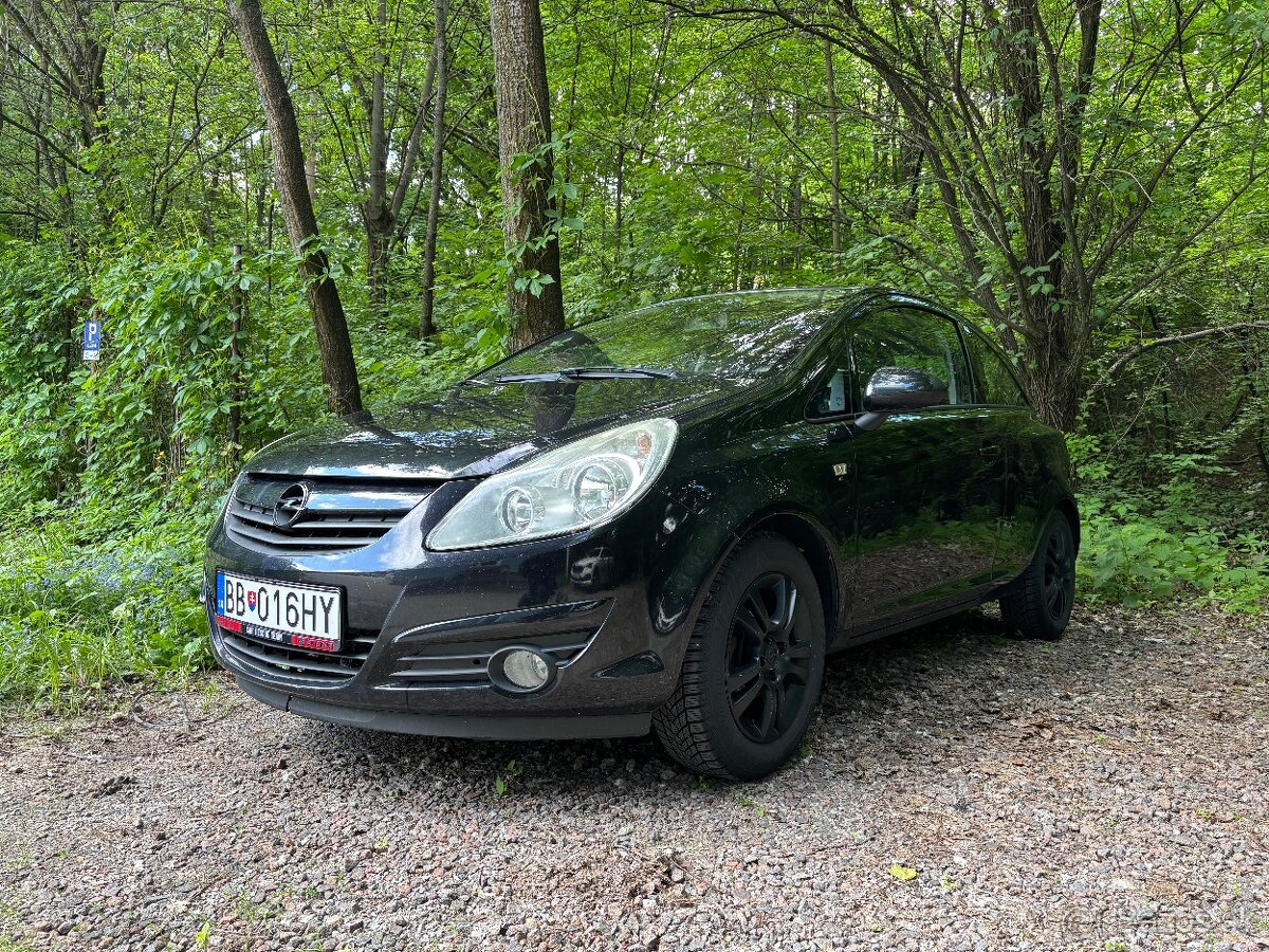 Predám Opel Corsa D 1,4 benzin 2008 3 dverove