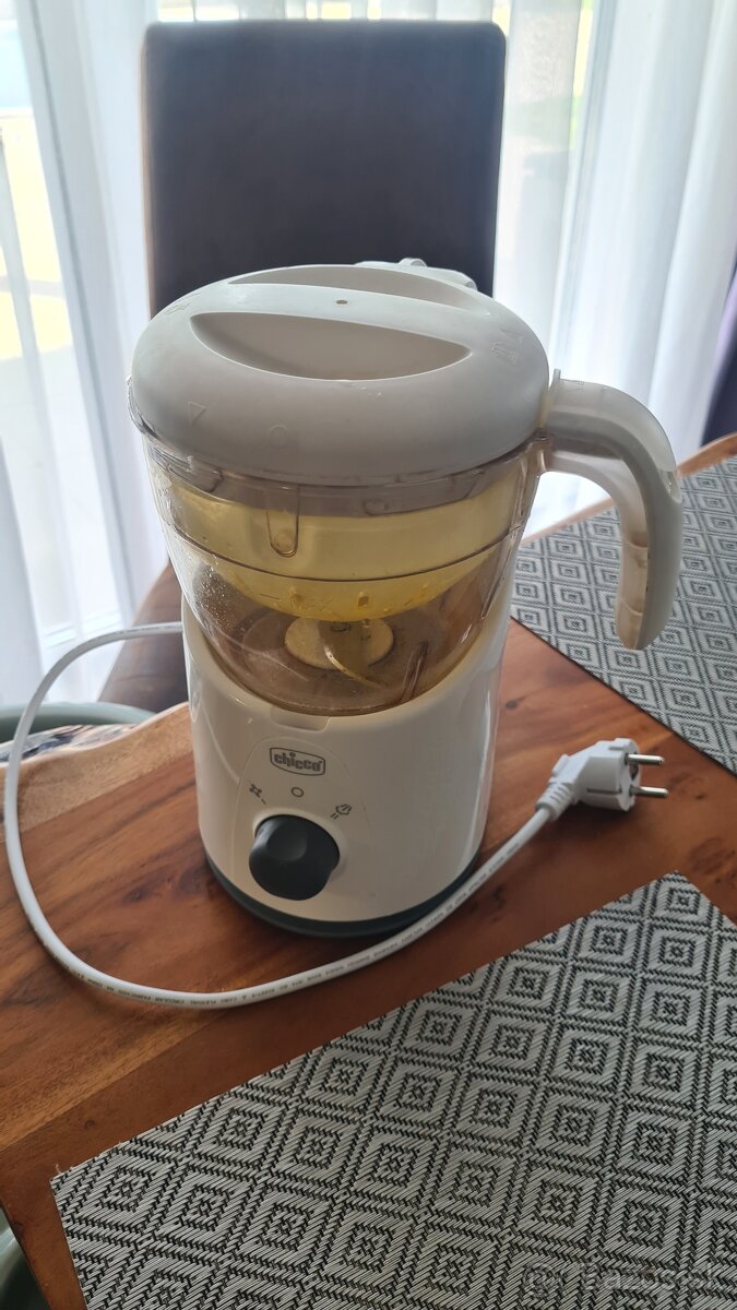 CHICCO Parný hrniec a mixér 4v1