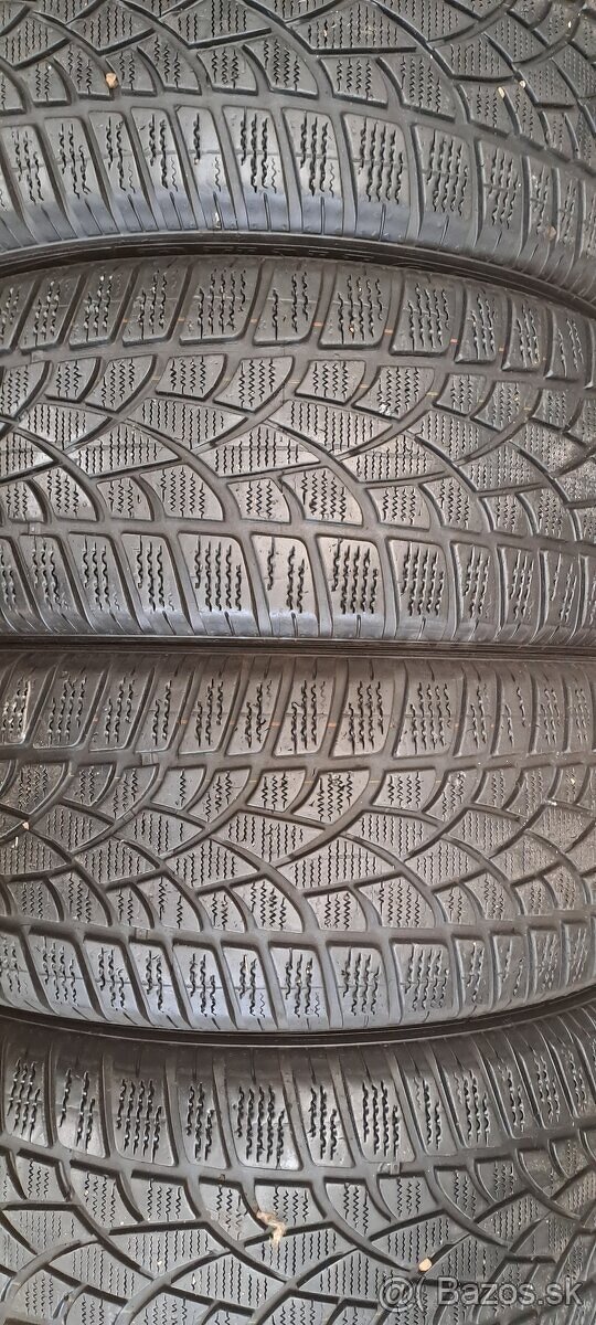 Predám 4ks jazdené zimné 235/50r19-99H Dunlop
