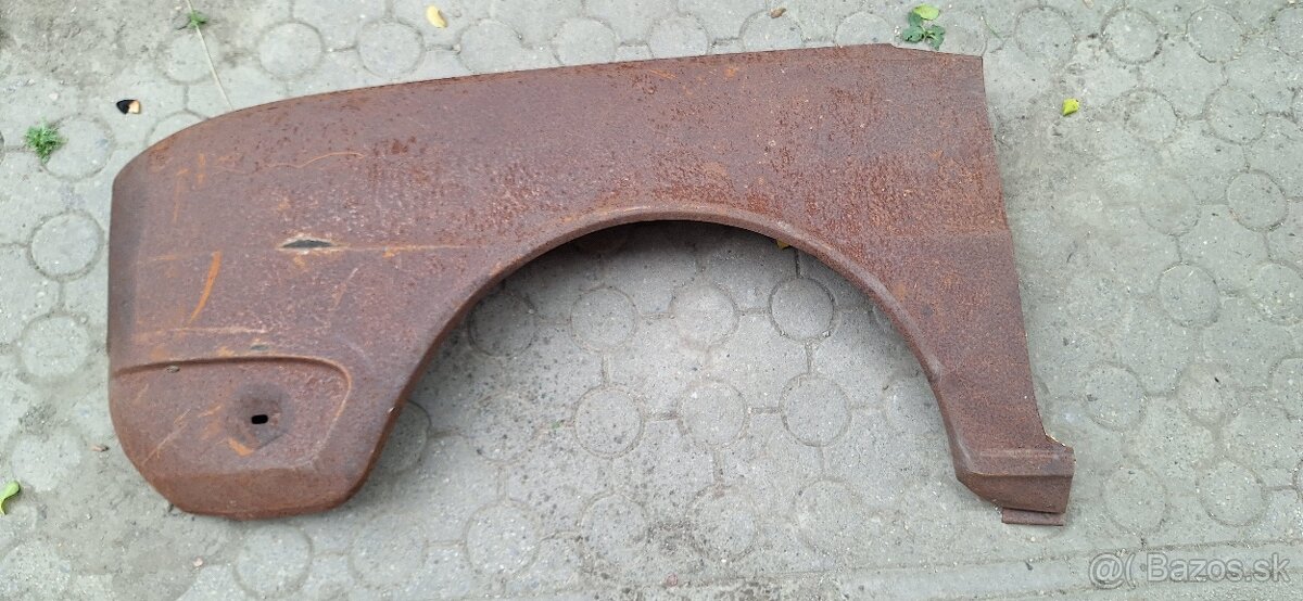 Ľavý blatnik škoda 105,120 užovka