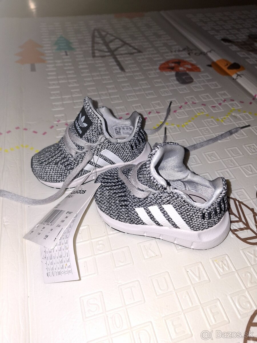 Adidas tenisky