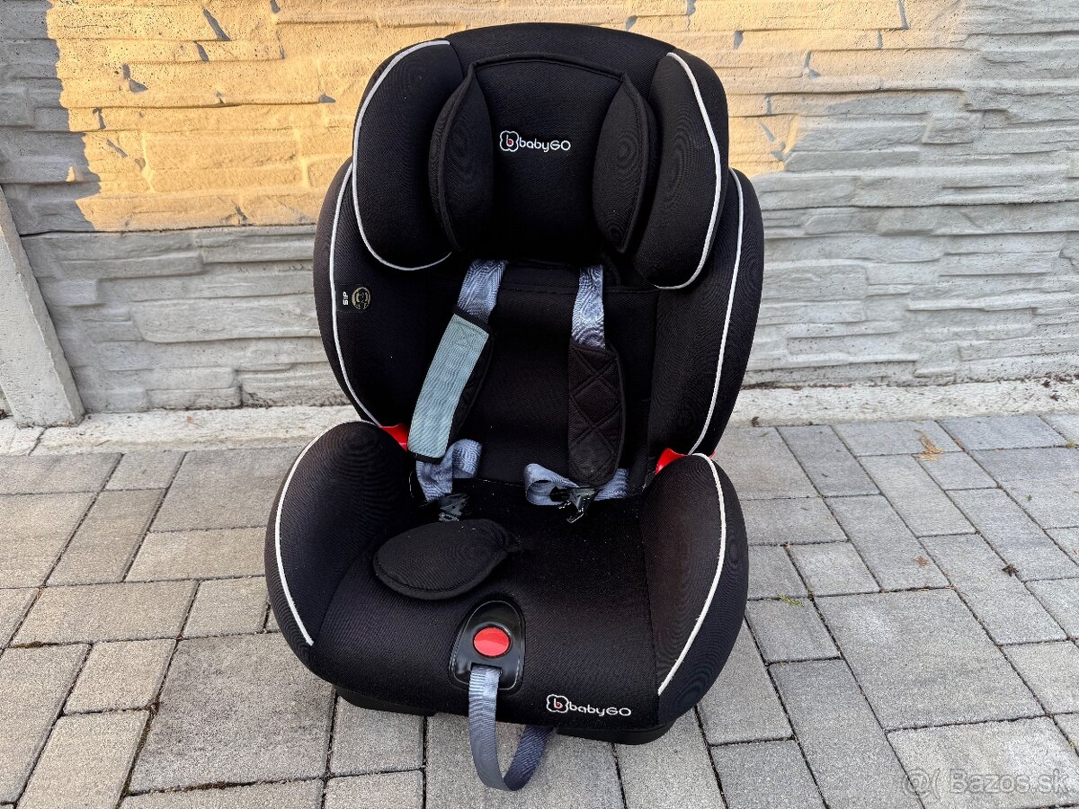 Predám autosedačku BabyGo Sira Isofix