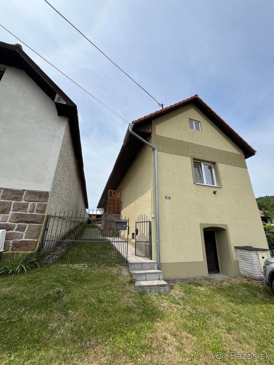 Na predaj rodinný dom v Jánovej Lehote/ D013DSh