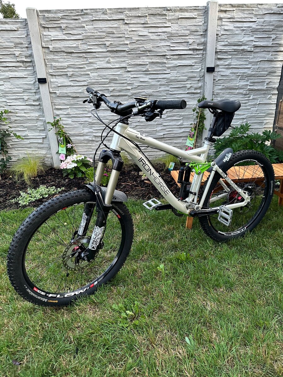 IRON HORSE Yakuza